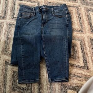 Good American Classic Blue Jeans